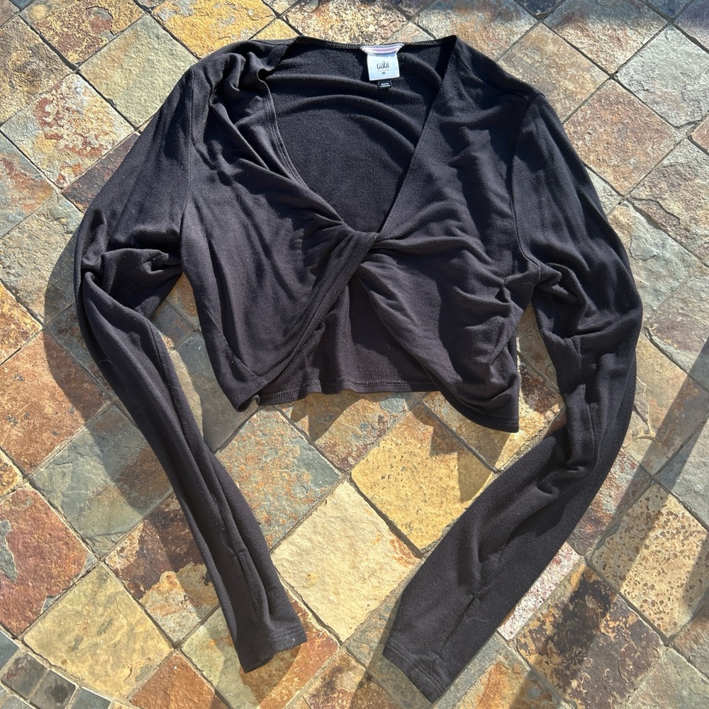 Gilli Elegant Black Long Sleeve Crop Top